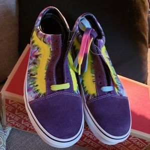 NIB!! Men’s Tie Dye Vans